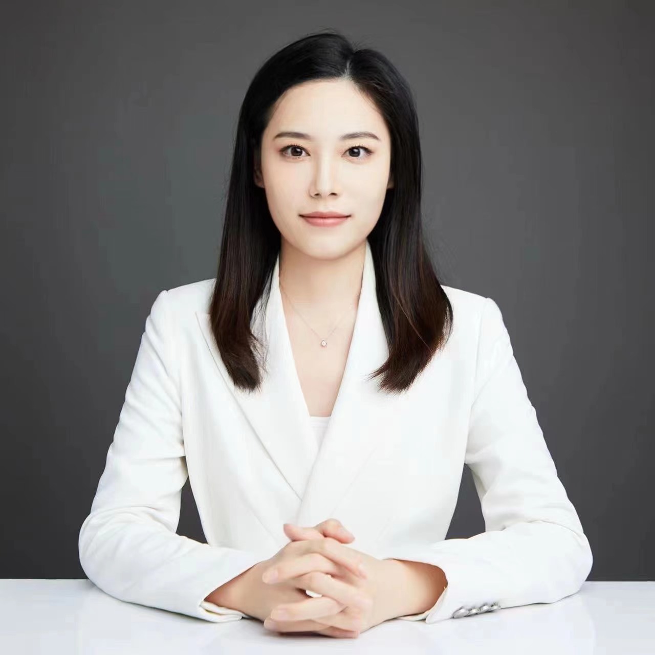 张思思 律师